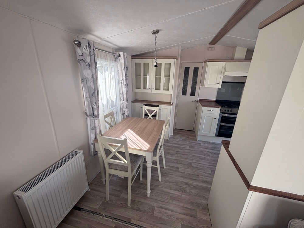 UK 45 2 Bedrooms 44.00 m² 8