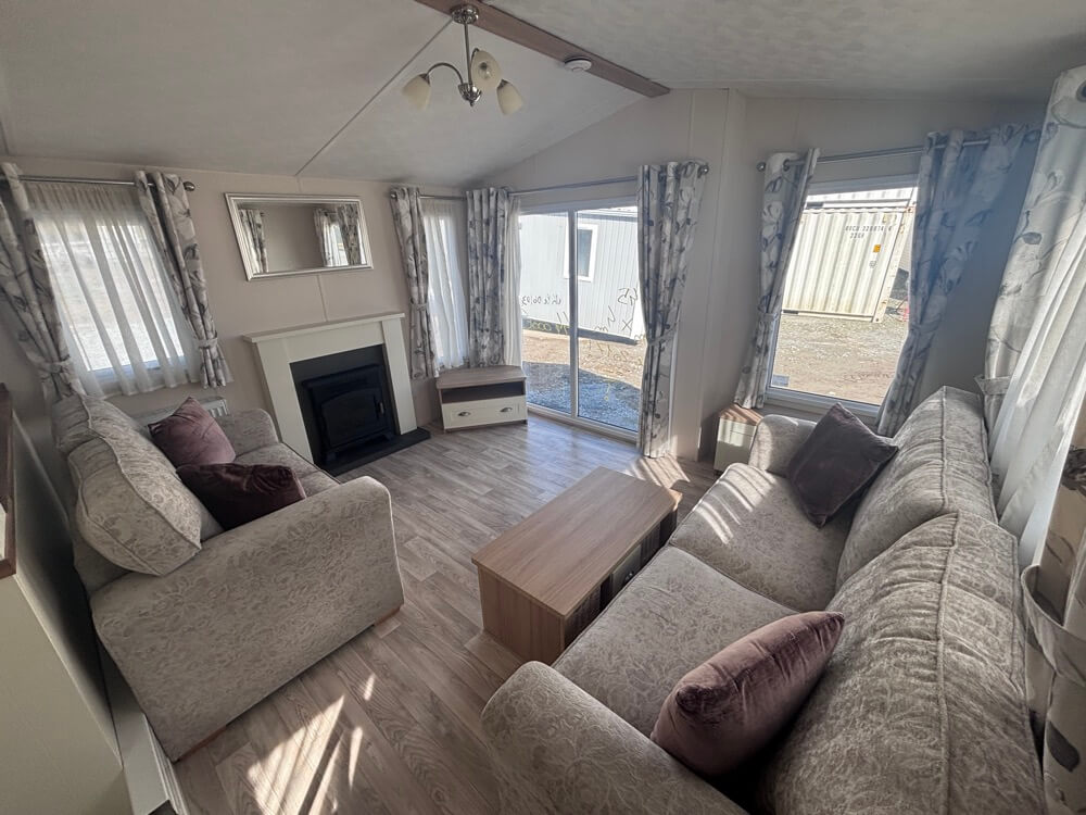 UK 45 2 Bedrooms 44.00 m² 9