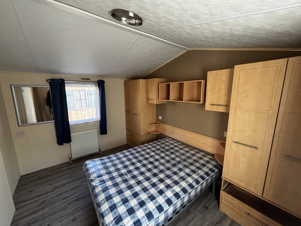 UK PMR 2 Bedrooms 42.80 m² 10