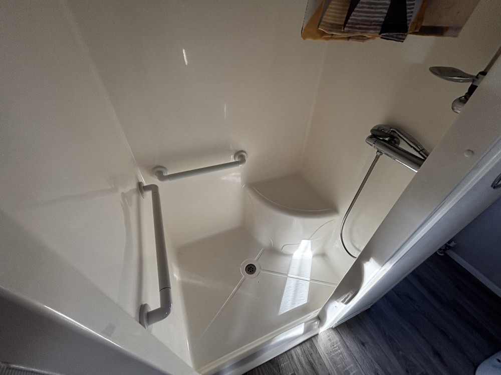 UK PMR 2 Bedrooms 42.80 m² 12
