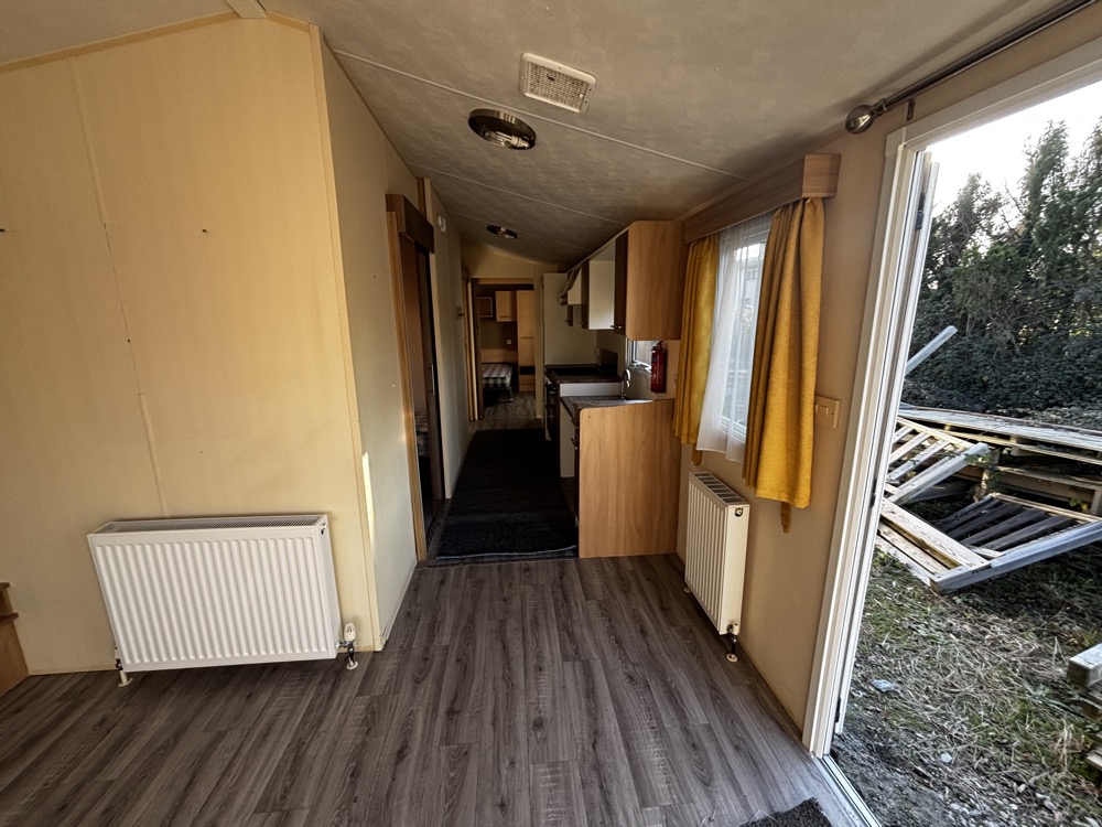 UK PMR 2 Bedrooms 42.80 m² 4