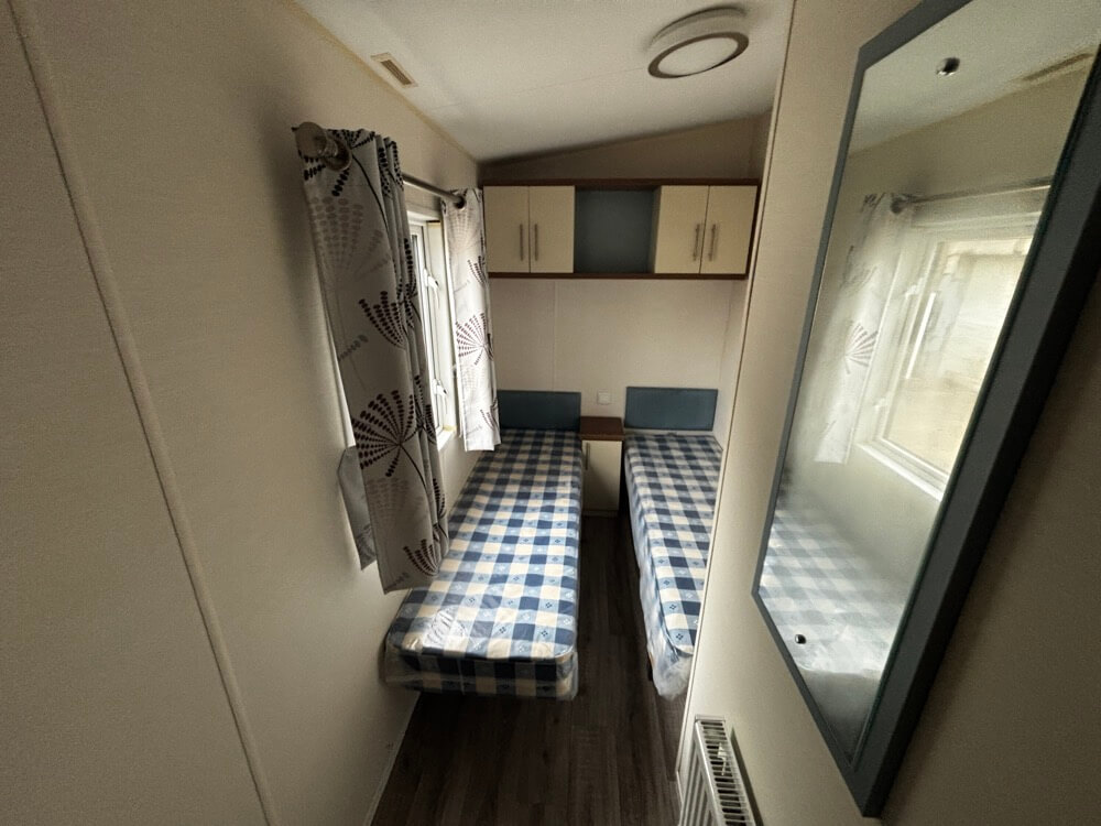 UK 391 3 Bedrooms 46.00 m² 14