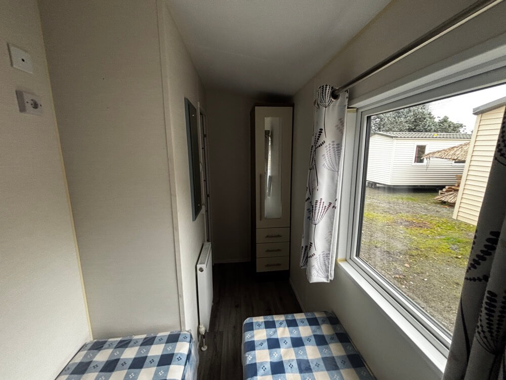 UK 391 3 Bedrooms 46.00 m² 15