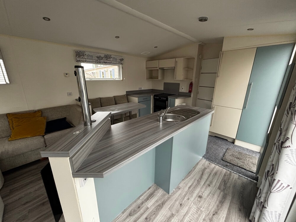 UK 391 3 Bedrooms 46.00 m² 6