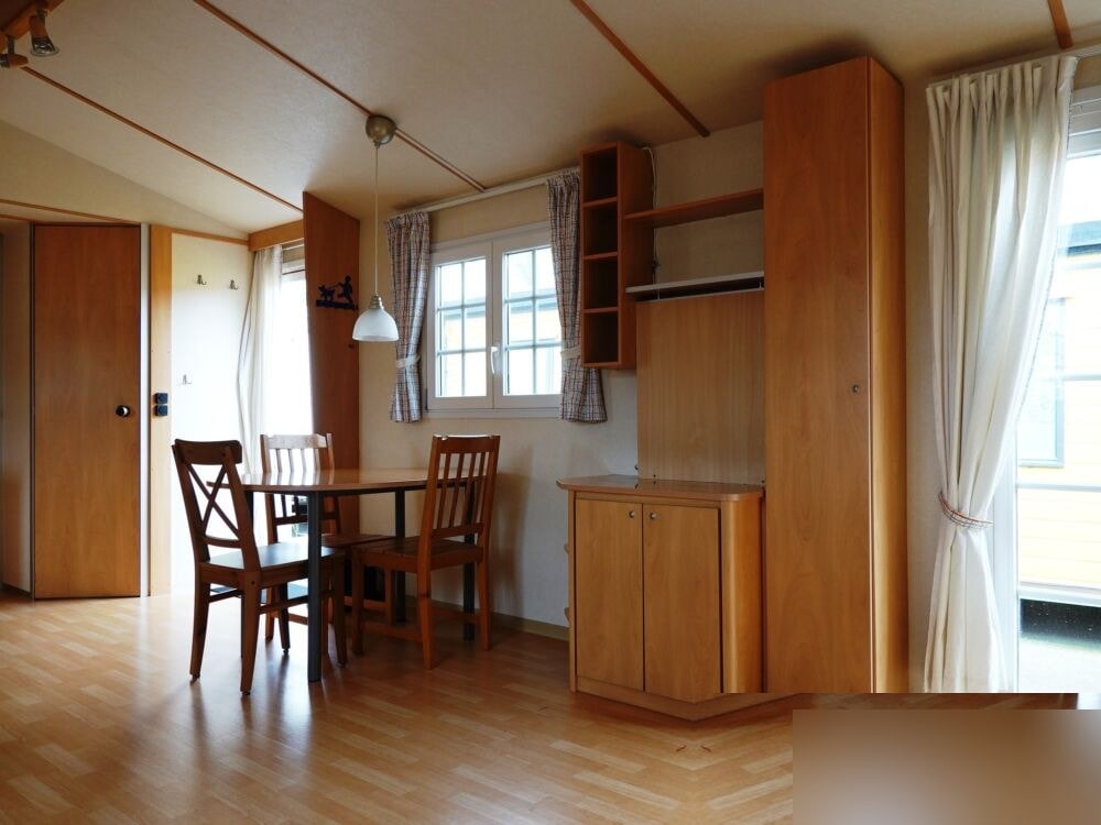 Bürstner 2 Bedrooms 42.00 m² 11