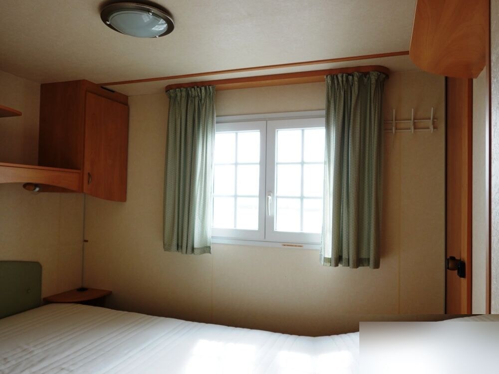 Bürstner 2 Bedrooms 42.00 m² 16