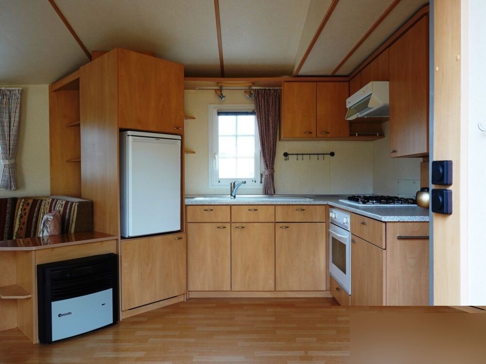 Bürstner 2 Bedrooms 42.00 m² 7