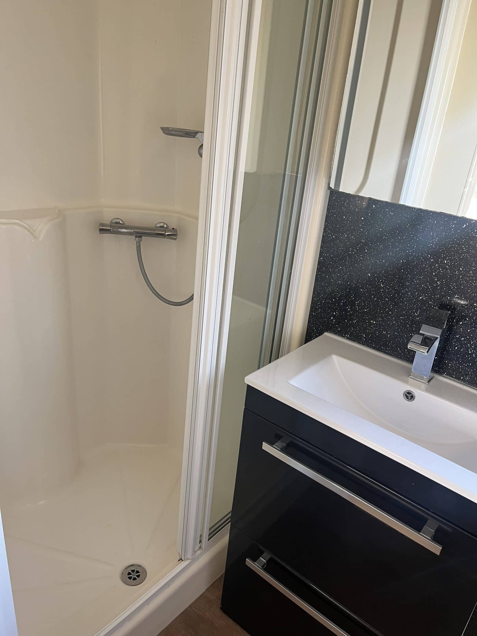 Willerby Granada 2 Bedrooms 38.95 m² 13