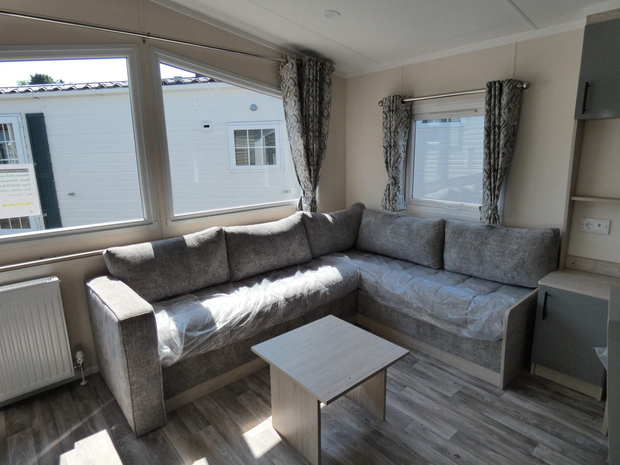 Silverstar 1050 2 Bedrooms 39.90 m² 6