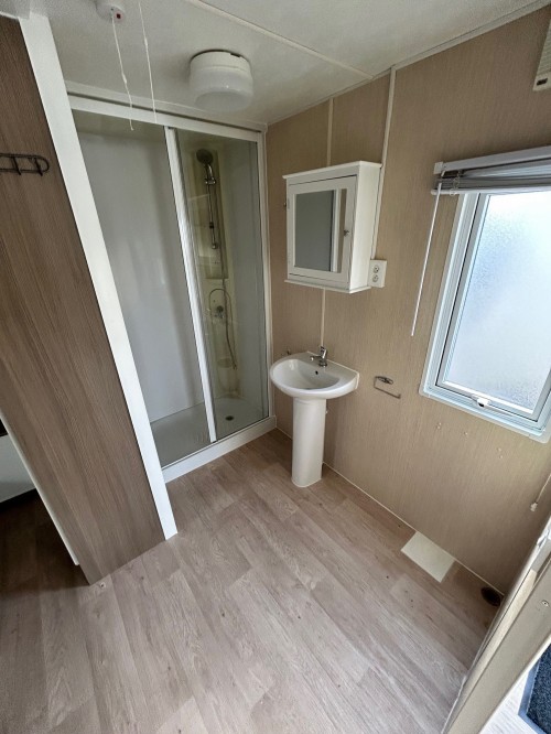 Ultimate Super 2 2 Bedrooms 38.85 m² 12