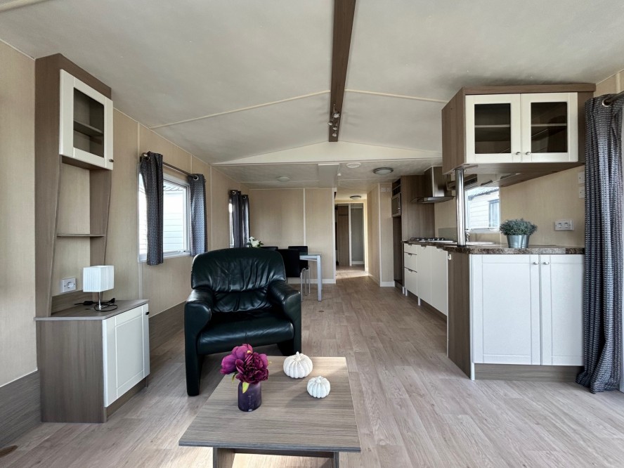 Ultimate Super 2 2 Bedrooms 38.85 m² 4