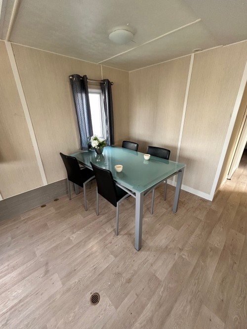 Ultimate Super 2 2 Bedrooms 38.85 m² 6