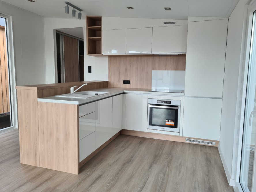 Aurora Deluxe 2 2 Bedrooms 63.48 m² 8