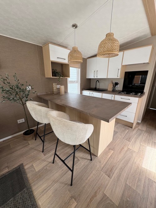 Nordik Jubilee 2 with Peninsula Kitchen 2 Bedrooms 42.80 m² 7
