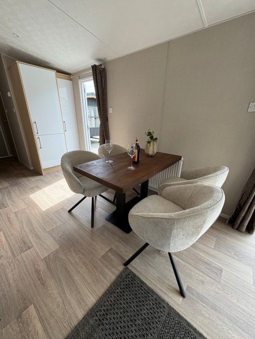 Nordik Jubilee 2 with Peninsula Kitchen 2 Bedrooms 42.80 m² 8