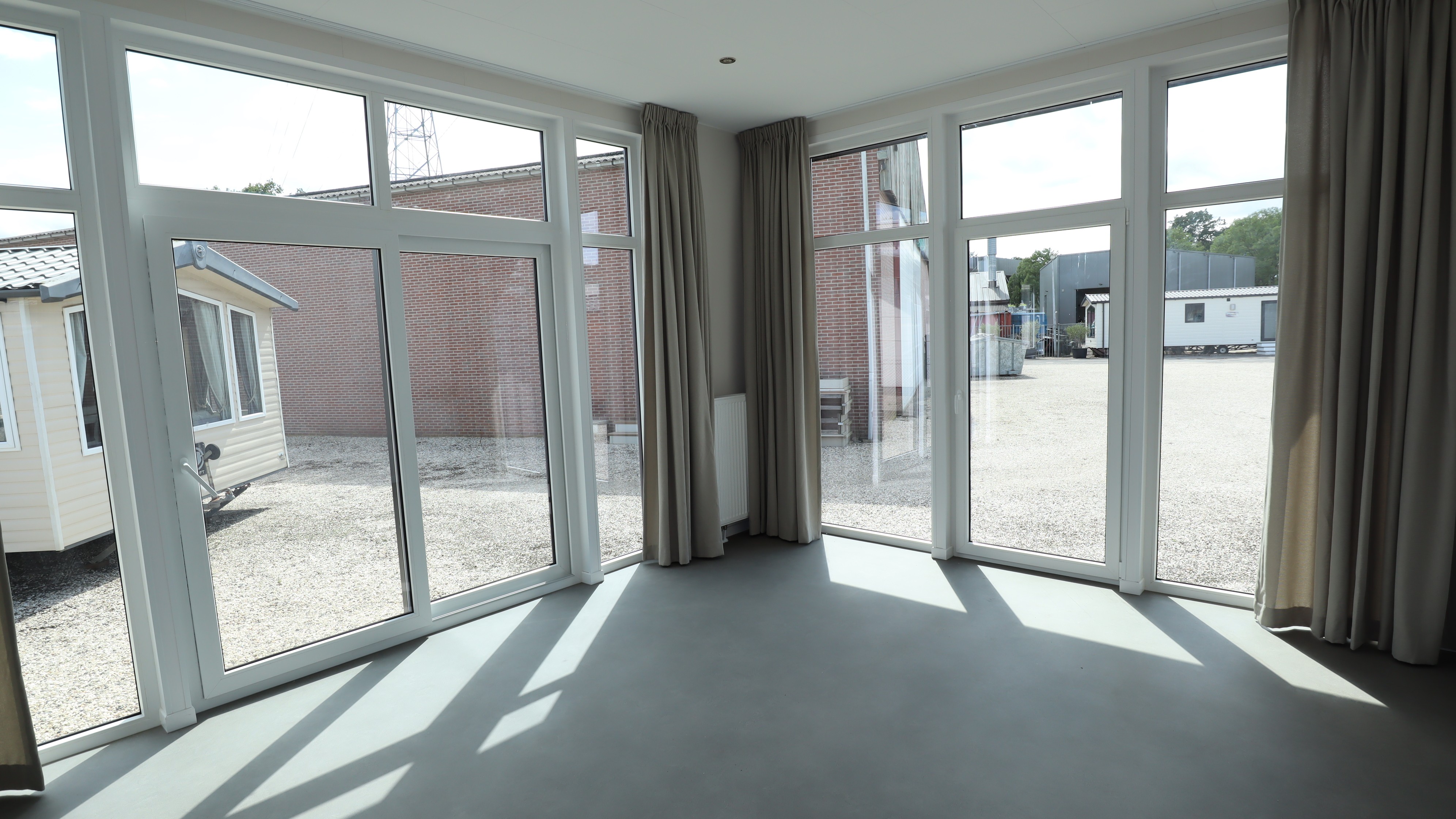 Dutch Special 3 Bedrooms 40.00 m² 4
