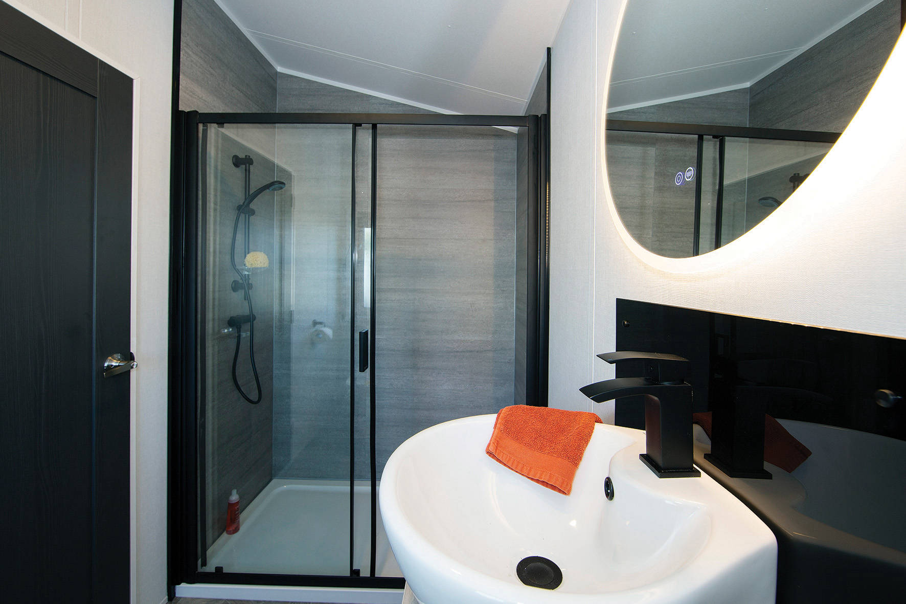 Brentwood 2 Bedrooms 74.32 m² 12
