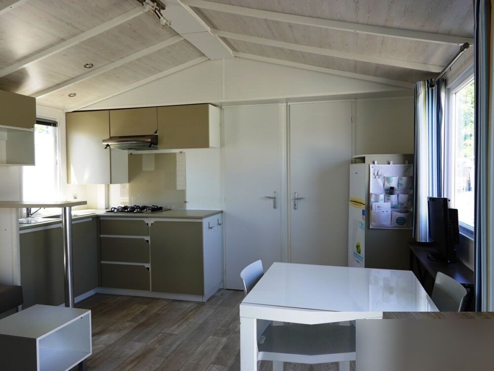 IRM Super Titania 2 Bedrooms 31.98 m² 3