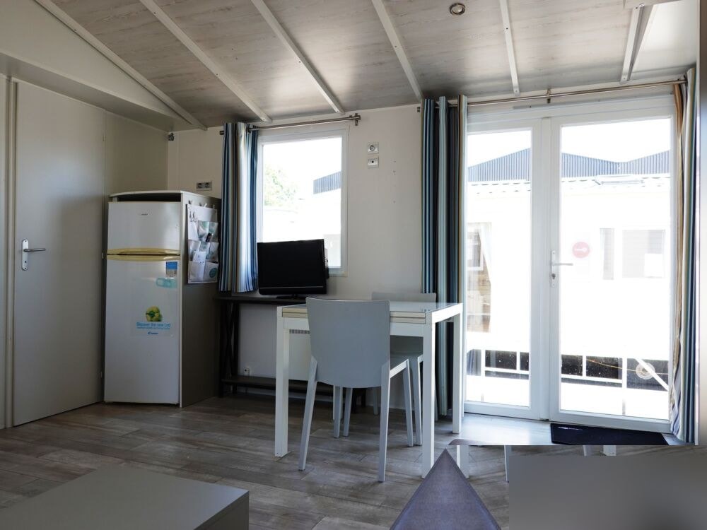 IRM Super Titania 2 Bedrooms 31.98 m² 4