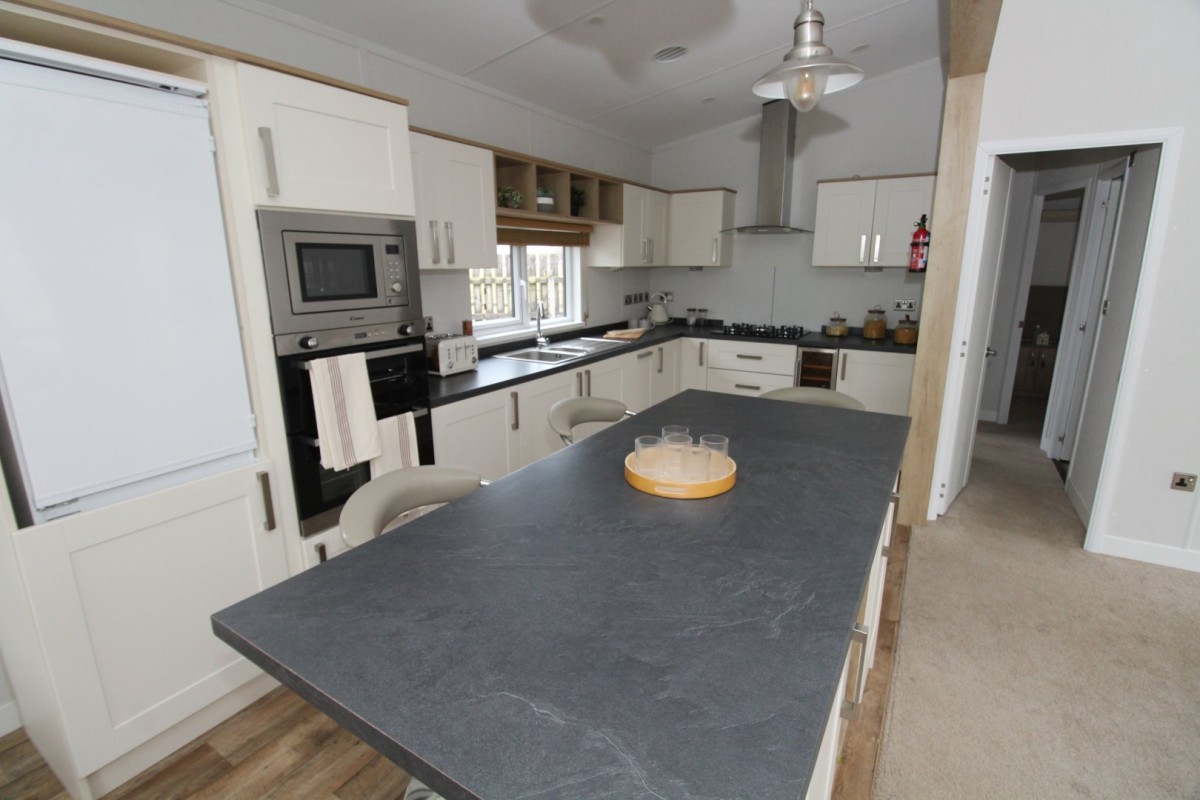 Sunseeker Sensation 2 Bedrooms 74.32 m² 7