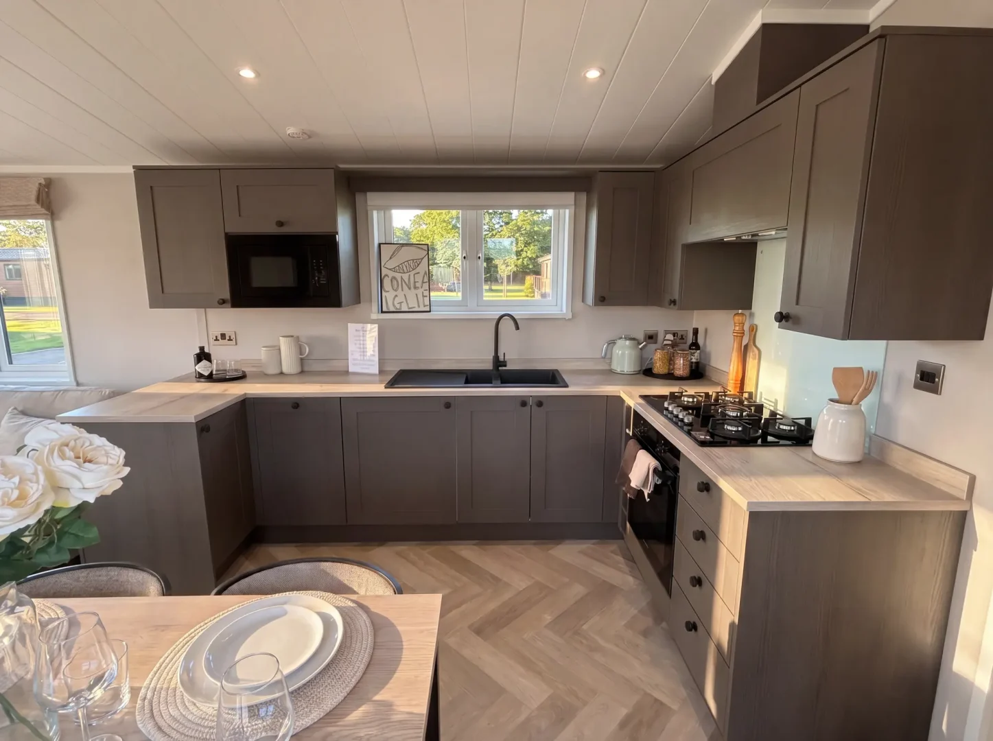 Davenport 3 Bedrooms 53.30 m² 3