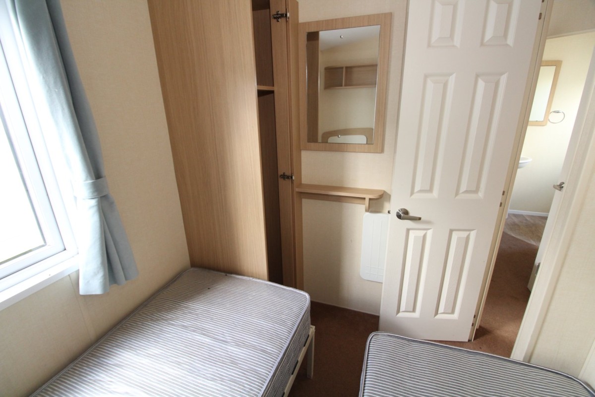 Regal Lodge 2 Bedrooms 36.80 m² 12