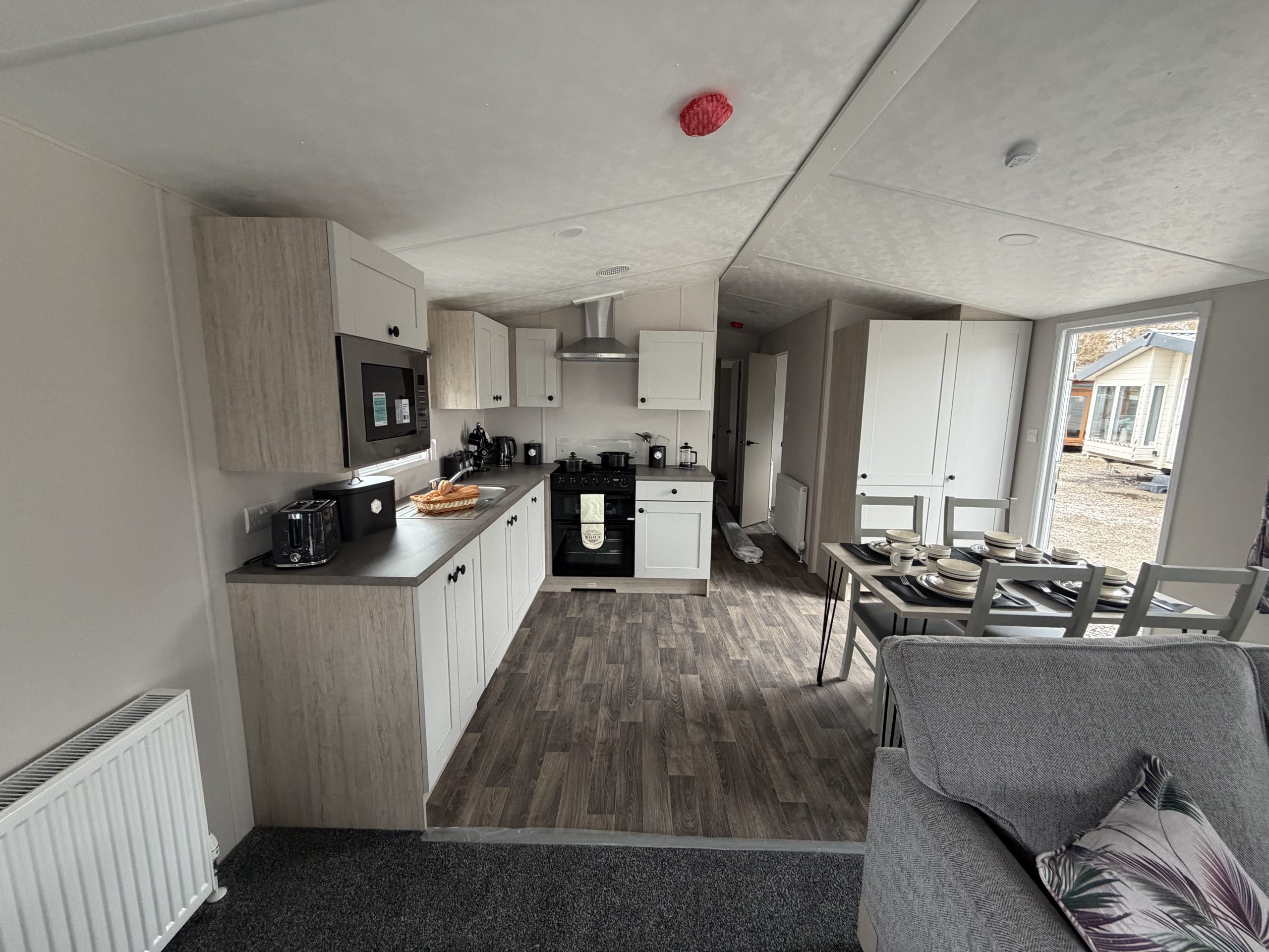 Delta Saffron Deluxe 2 Bedrooms 47.09 m² 2026 11