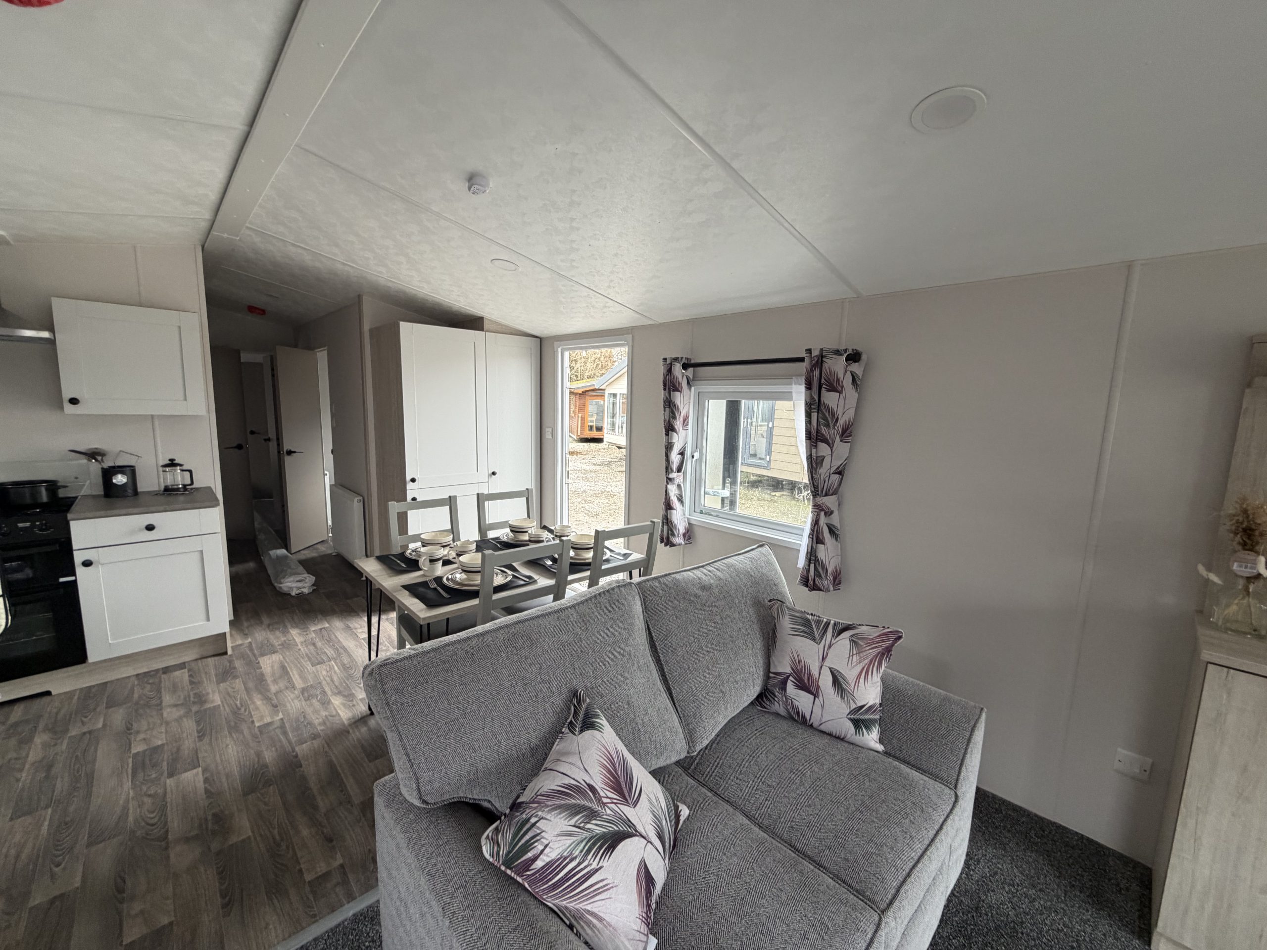 Delta Saffron Deluxe 2 Bedrooms 47.09 m² 2026 12