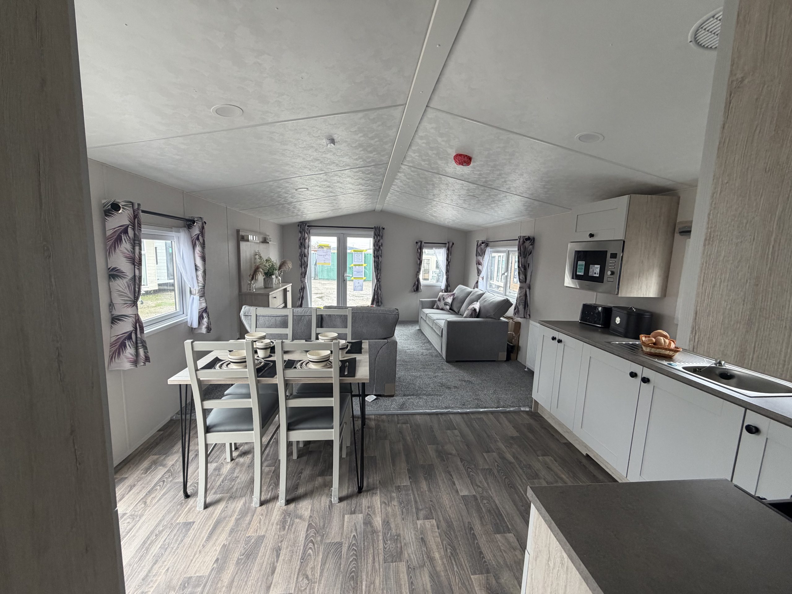 Delta Saffron Deluxe 2 Bedrooms 47.09 m² 2026 16