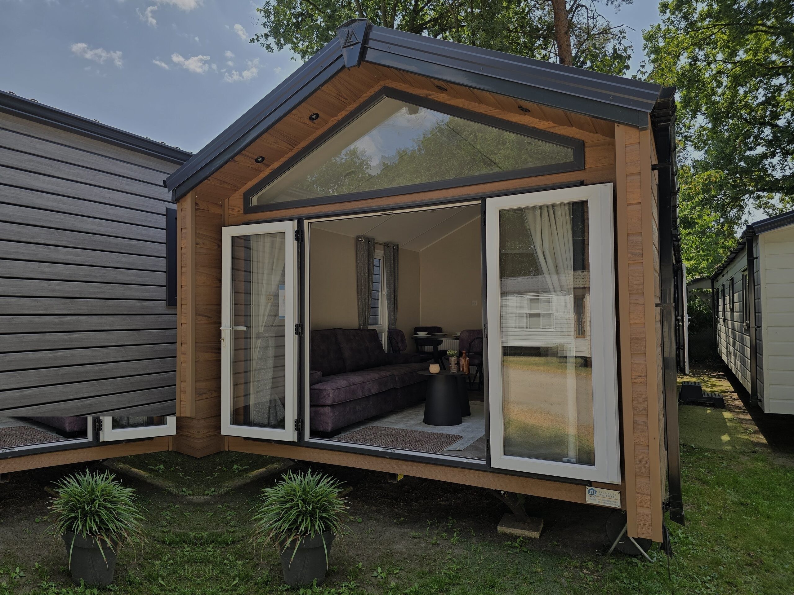 Delta Sky 2 Bedrooms 40.70 m² 2