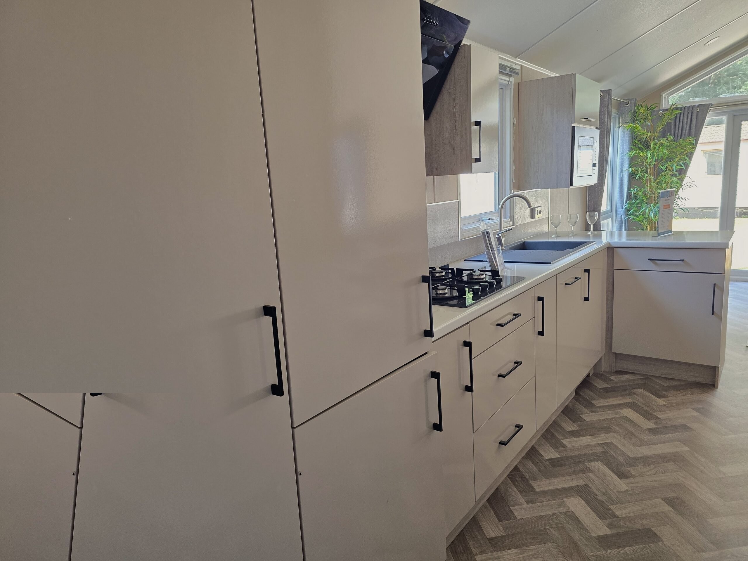 Delta Sky 2 Bedrooms 40.70 m² 12