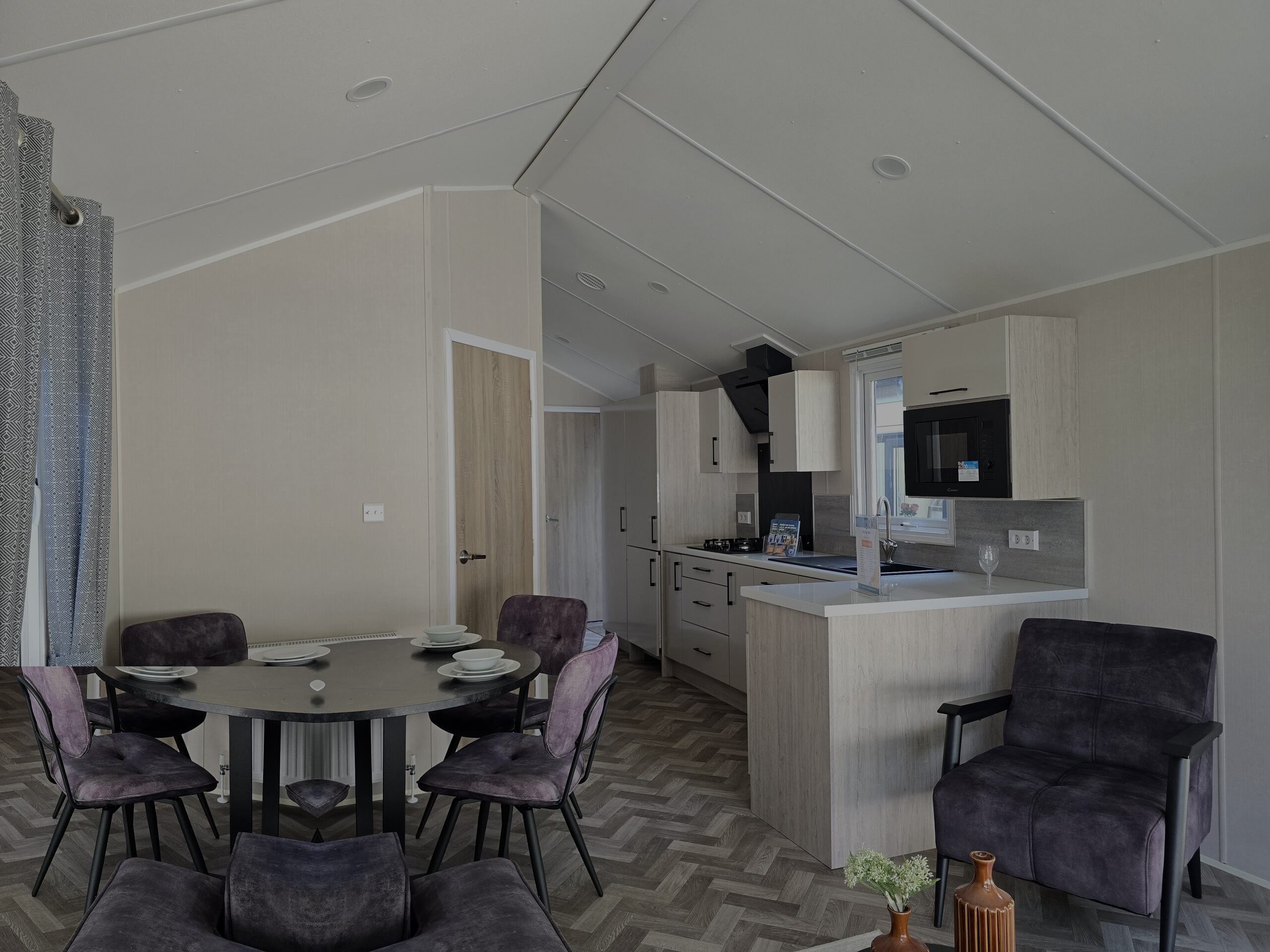 Delta Sky 2 Bedrooms 40.70 m² 8