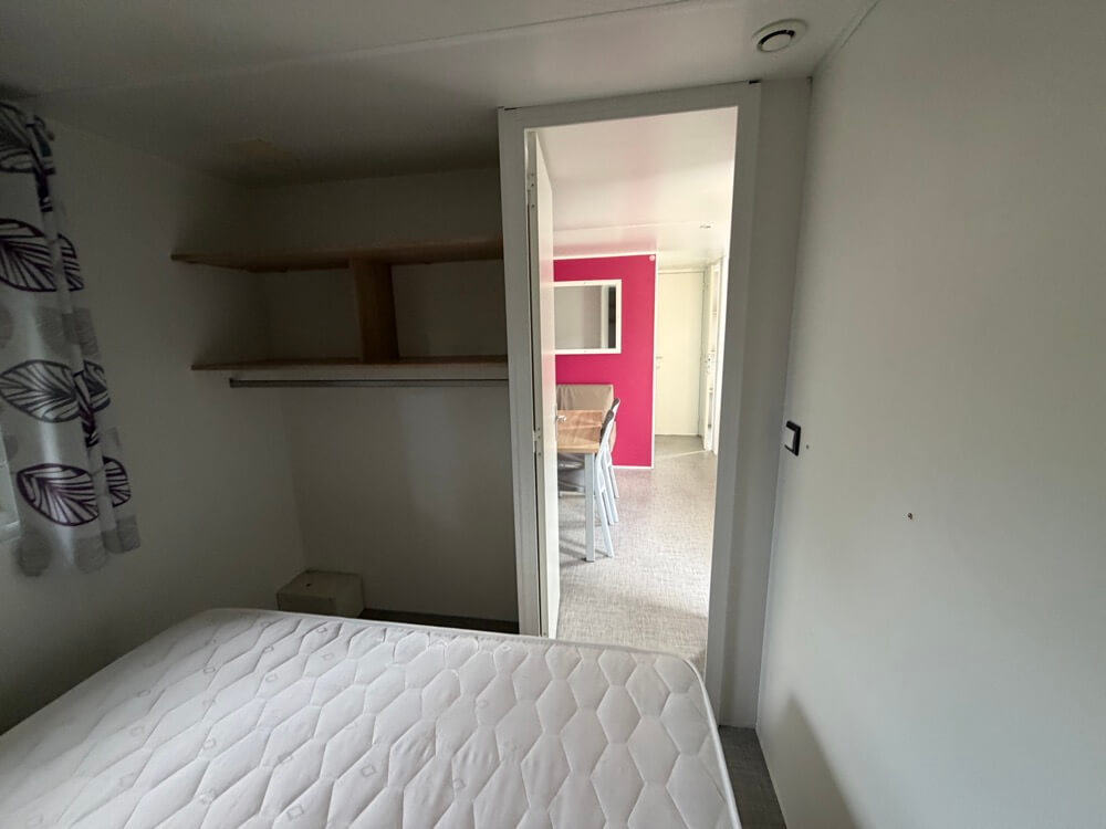 R 24 Integrated Terrace 2 Bedrooms 32.00 m² 2015 10