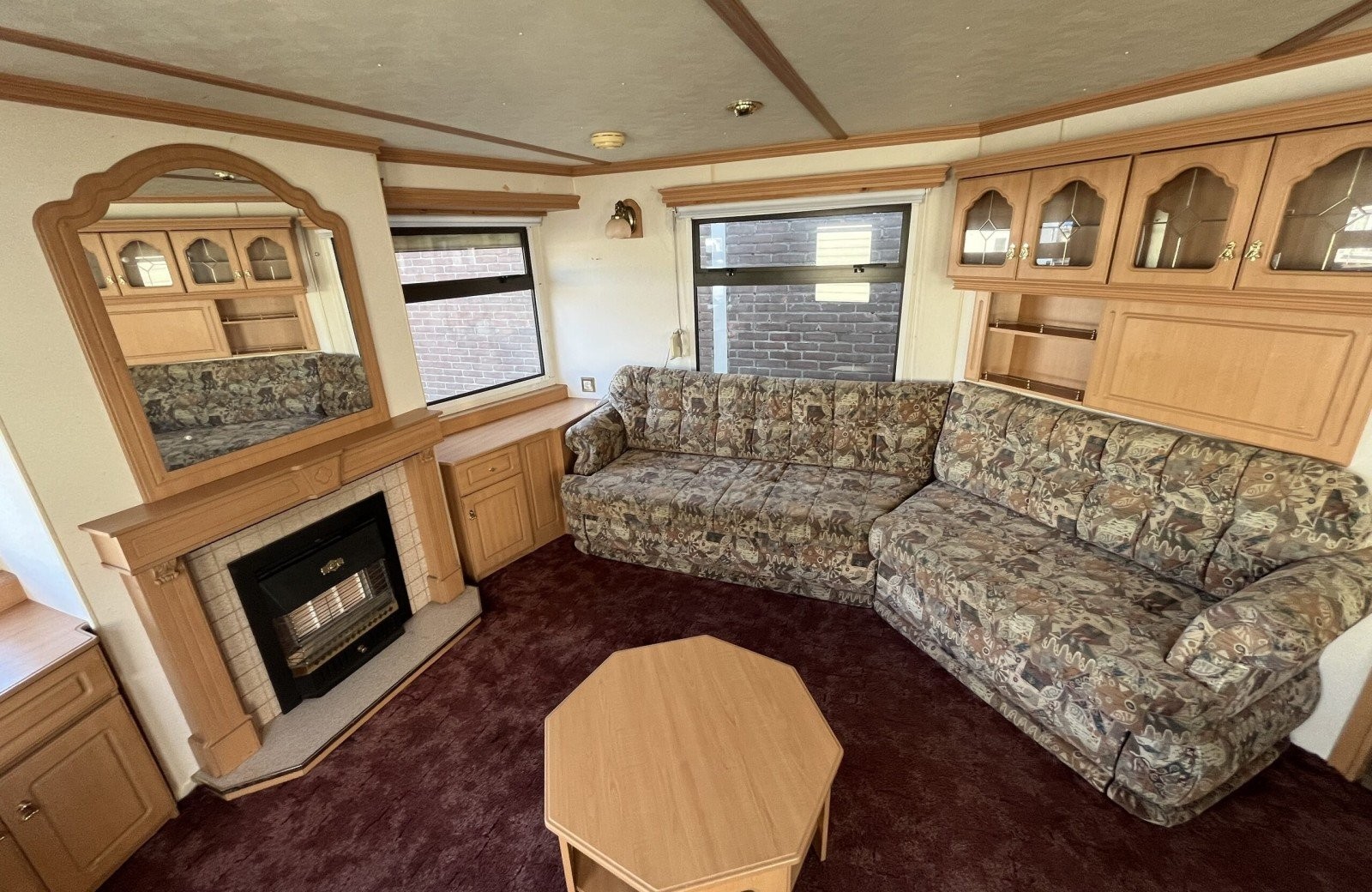 Atlas Debonair 2000 3 Bedrooms 37.00 m² 6