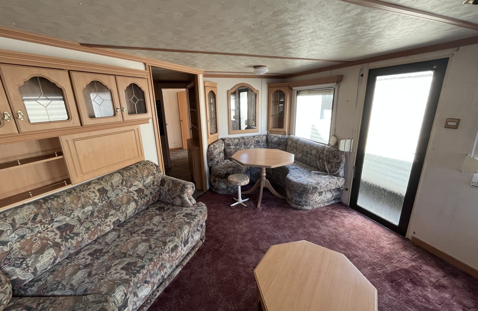 Atlas Debonair 2000 3 Bedrooms 37.00 m² 7