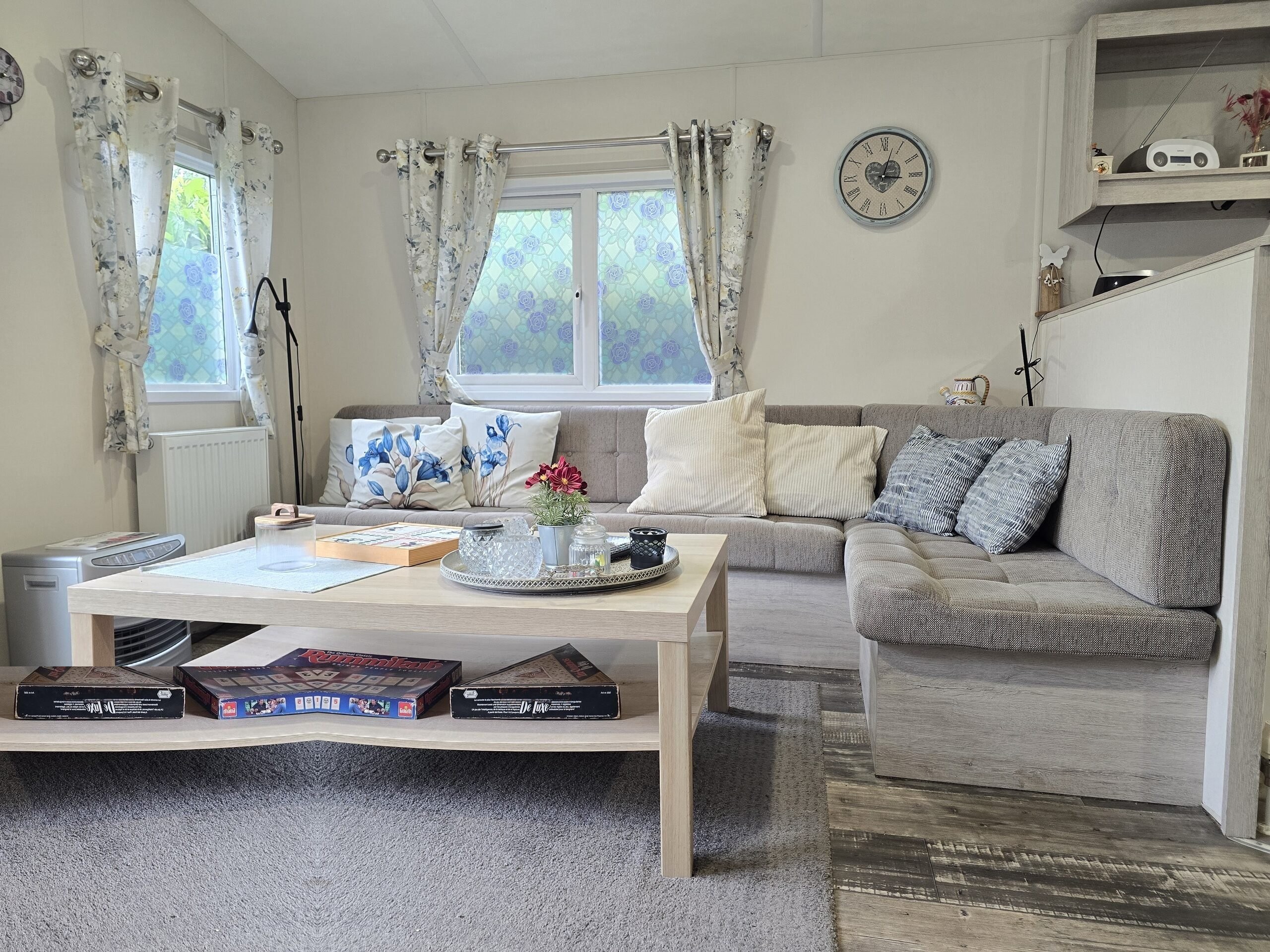 Delta Saffron 2 Bedrooms (40.70 m²) 3
