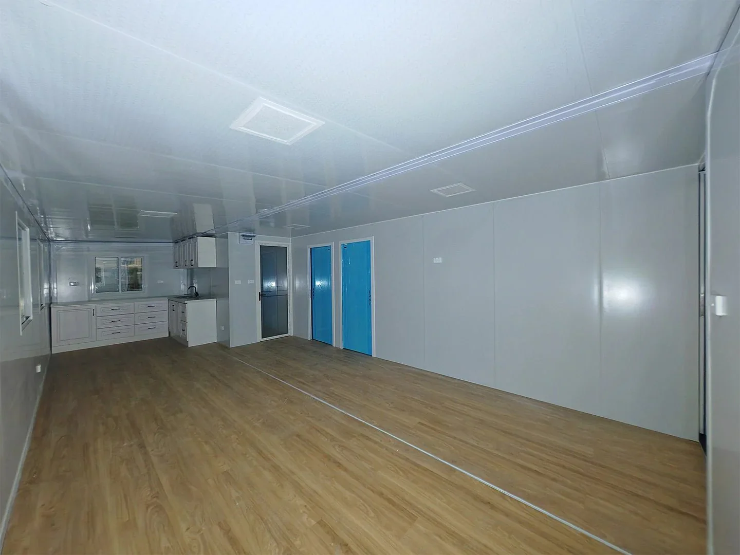 Container Expansível Premium 30 pés · Duplo Térreo (112 m²) 18