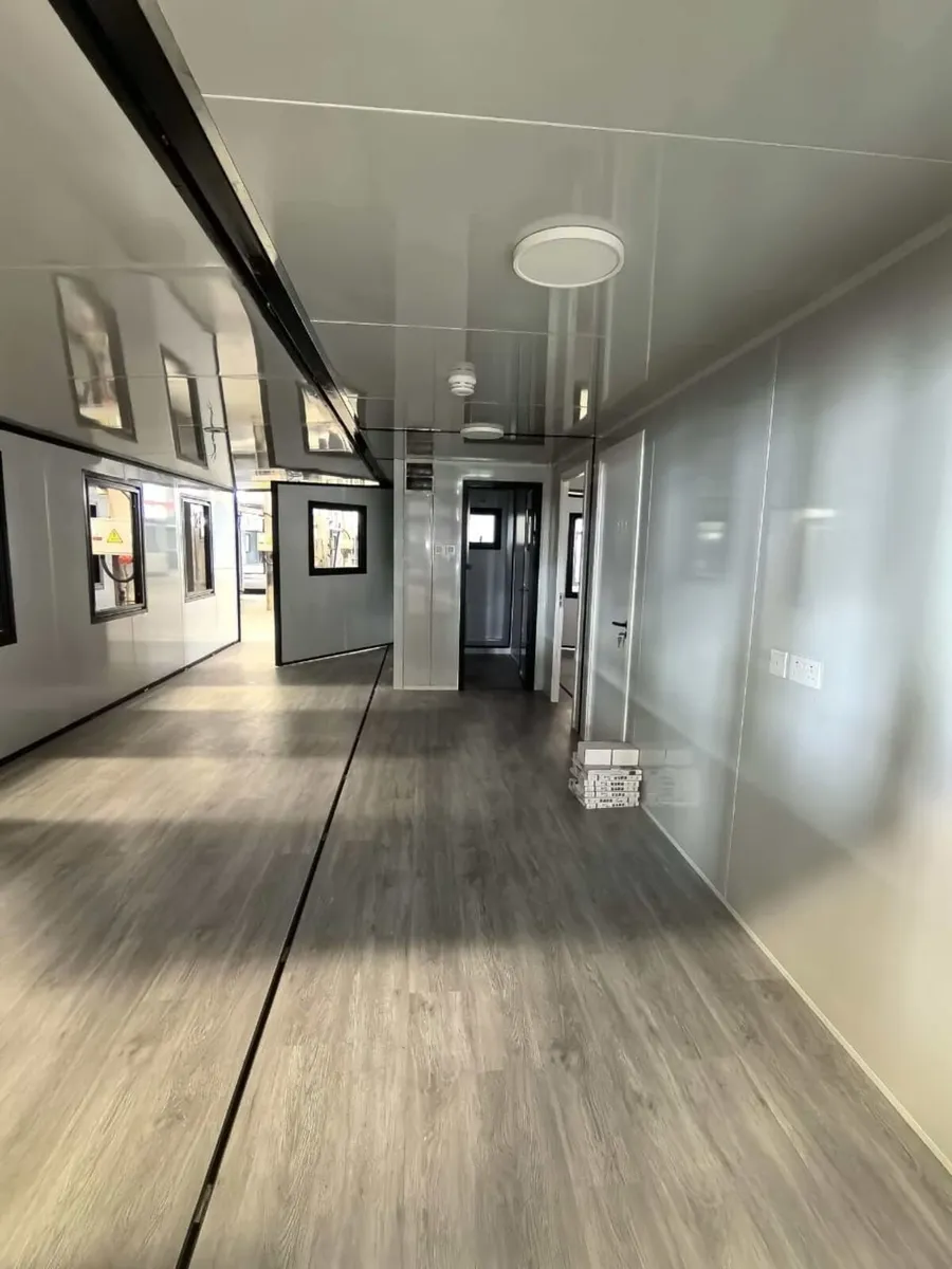 Container Expansível Premium 30 pés · Duplo Térreo (112 m²) 19