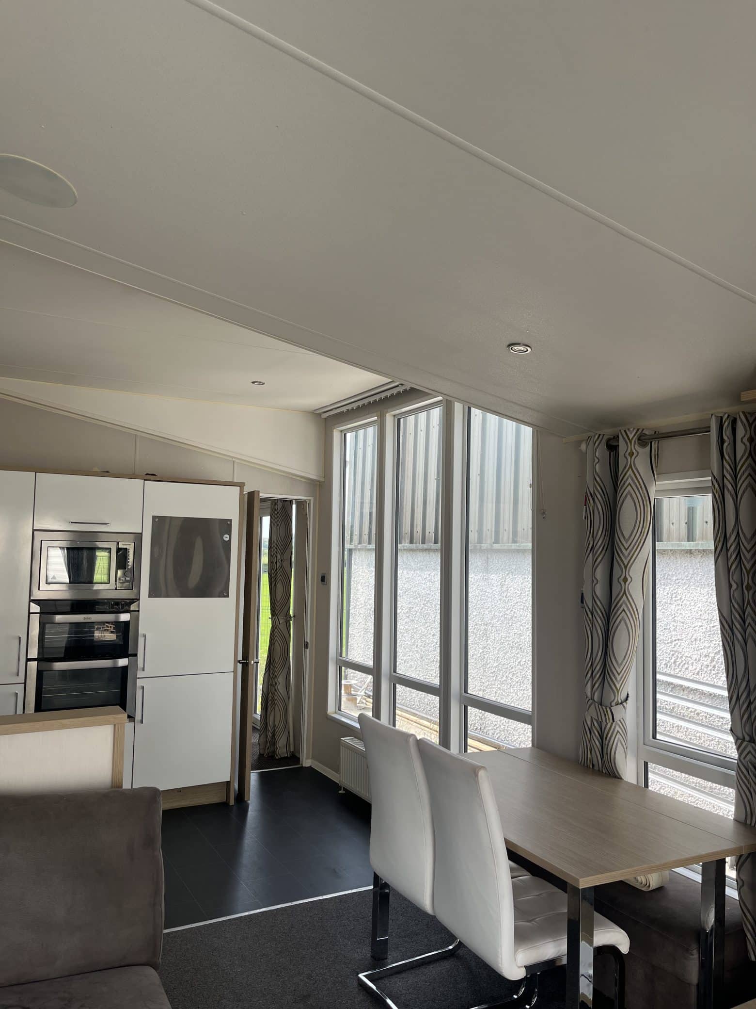 BK Linear 2 Quartos 48,31 m² 5
