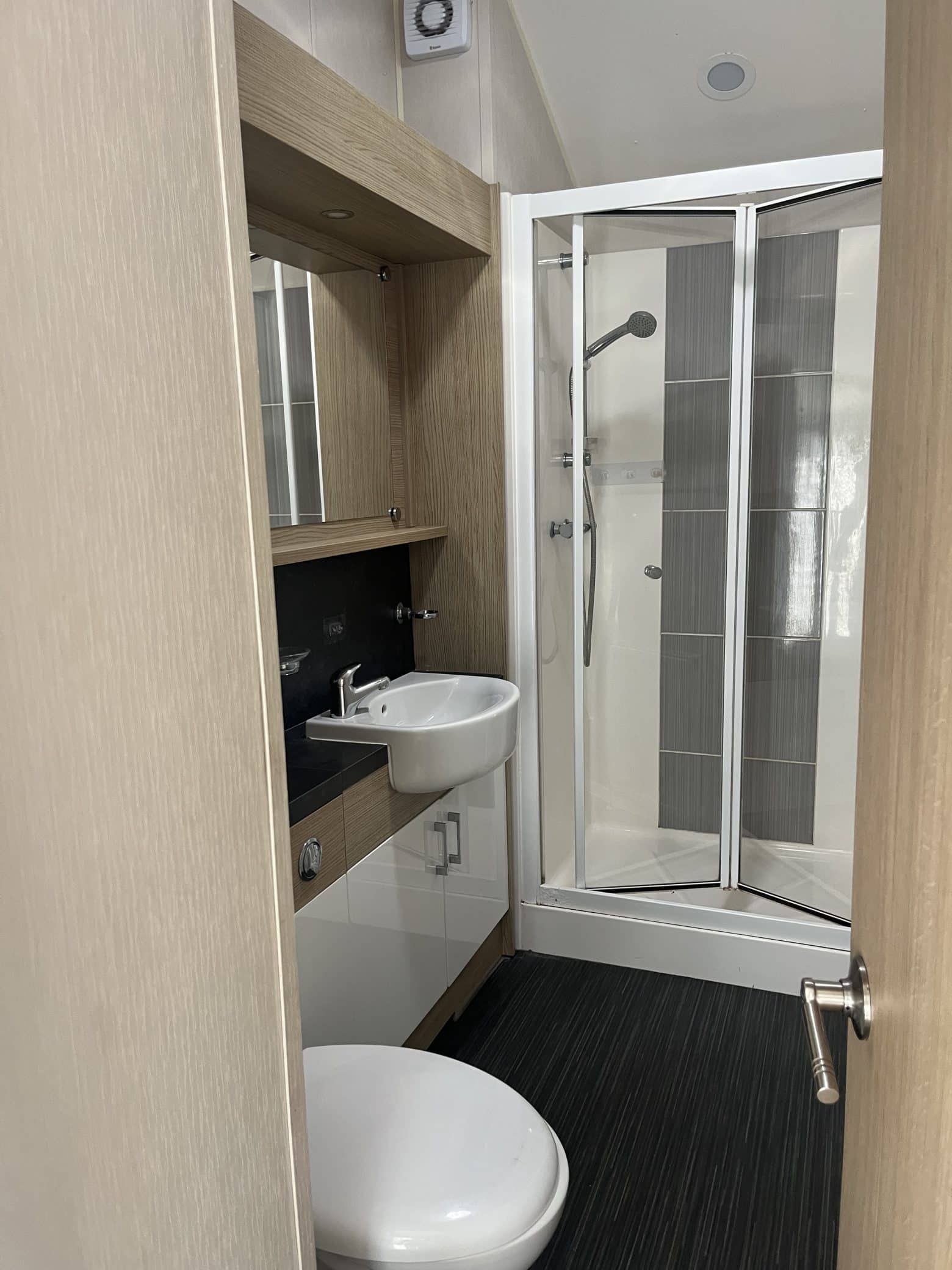 BK Linear 2 Quartos 48,31 m² 9