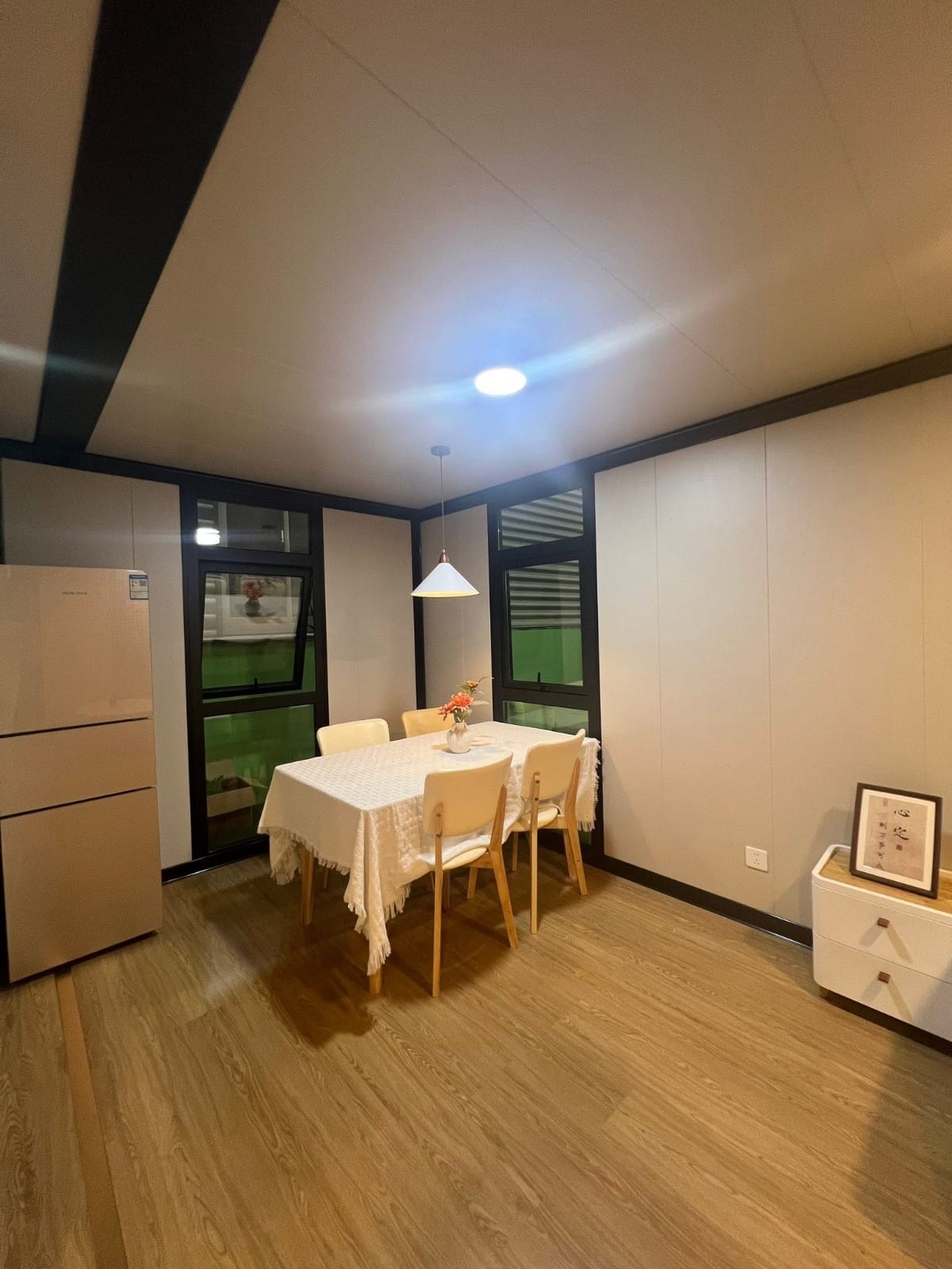 Contenedor Expandible Standard Compacto 20 pies · Doble Dúplex (55 m²) 6
